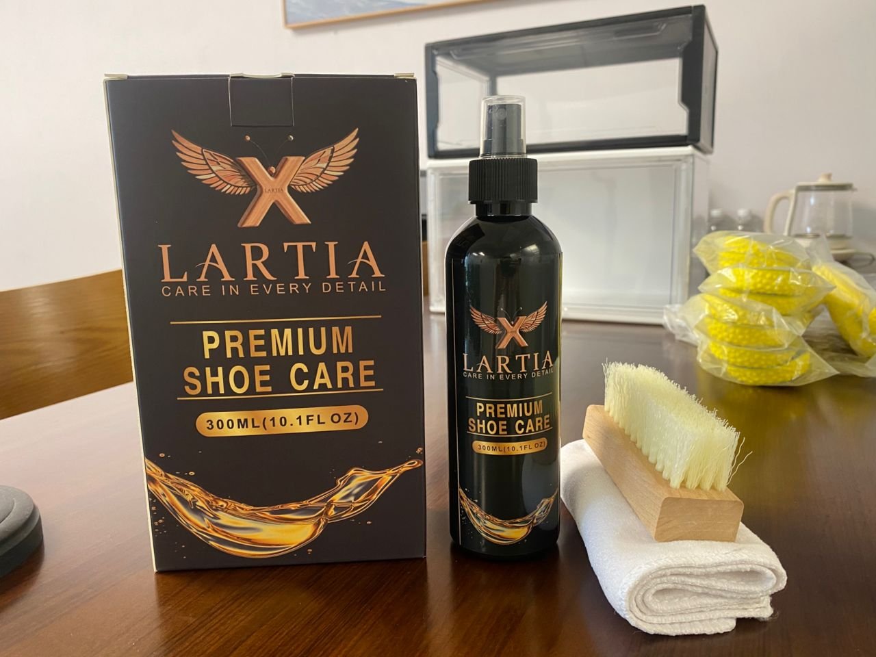 LARTIA Premium Shoe Care kit